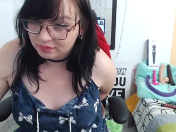 Sexy Teen fucking herself in her room-fierycamgirls.com